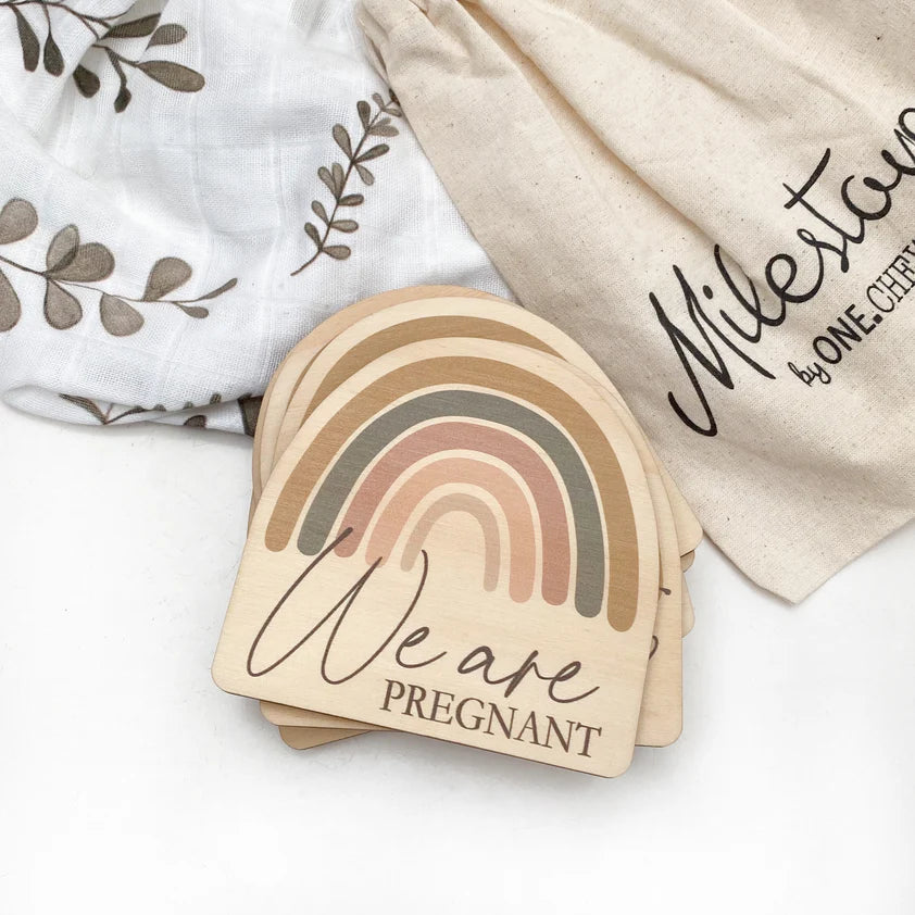 Pregnancy Milestone Plaques - Rainbow Design